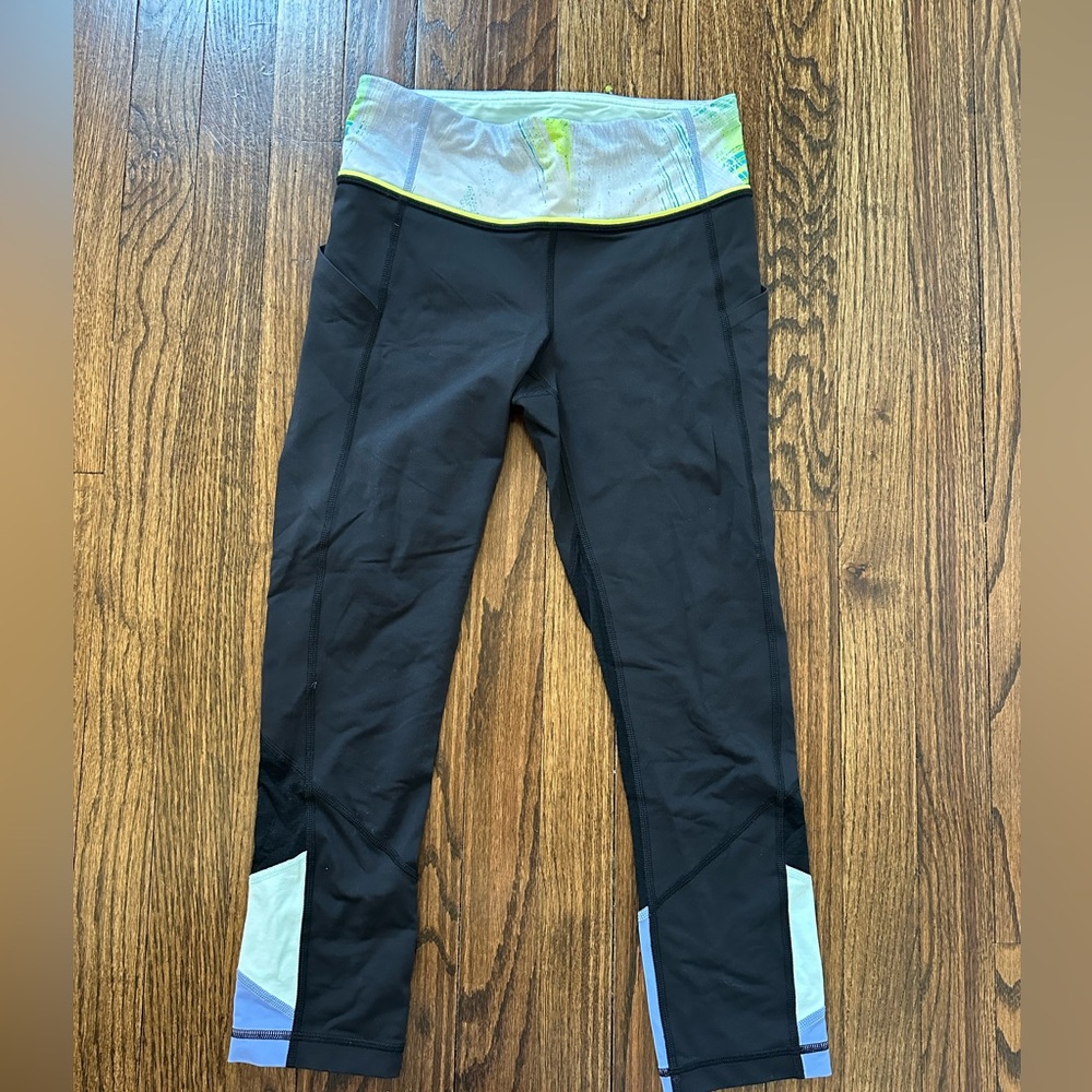 Lululemon Leggings - Calf Length - Size 6